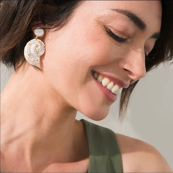 Chico’s summer white seed bead earring - Picture 2 of 15